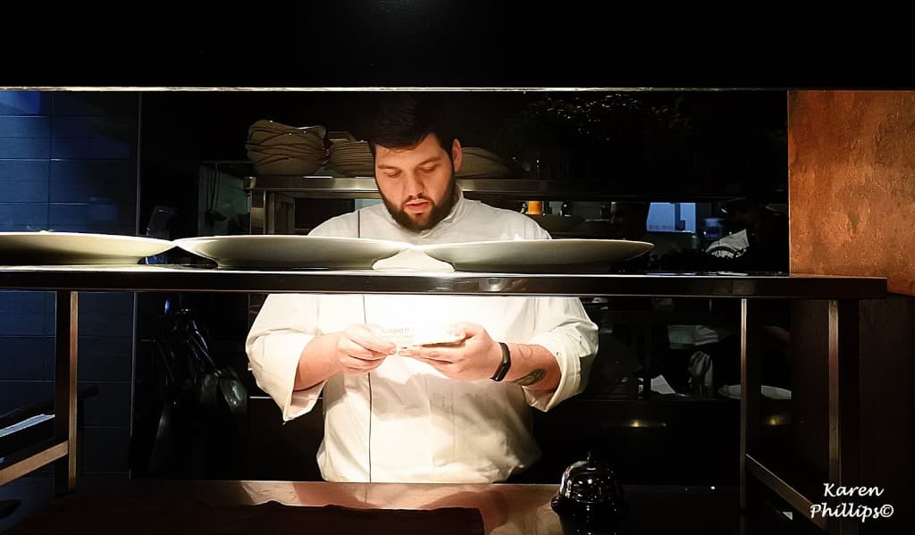 Chef Salvio Vivenzio in cucina